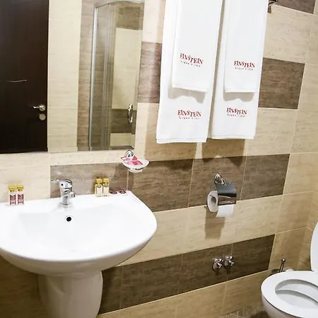 Einstein House & Konukevi Marchevo