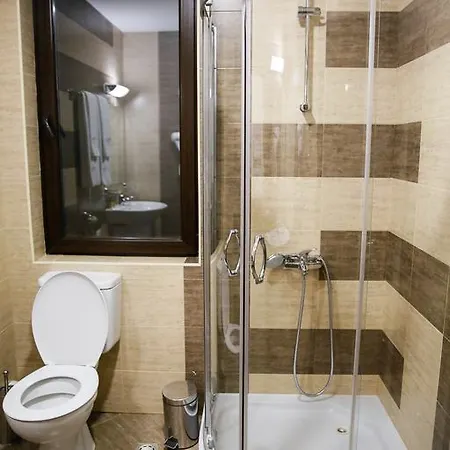 Einstein House & Spa بيت ضيافة 3*
