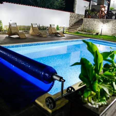 Einstein House & Spa بيت ضيافة 3*