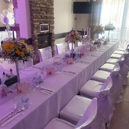 بيت ضيافة Einstein House & Spa 3*