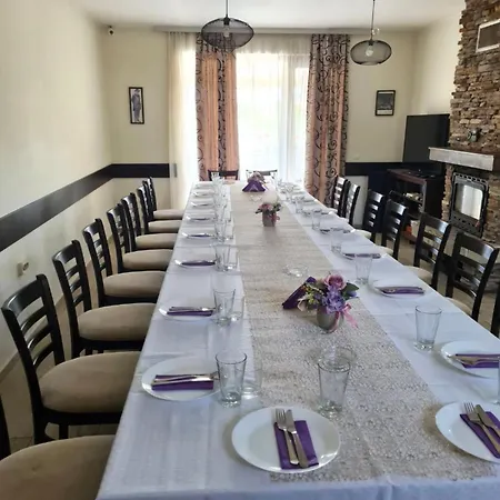 Einstein House & Spa 3*