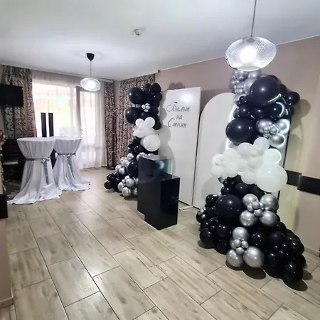 بيت ضيافة Einstein House & Spa Marchevo