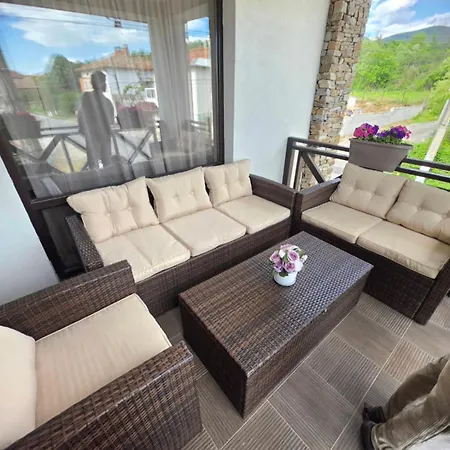 Einstein House & Konukevi