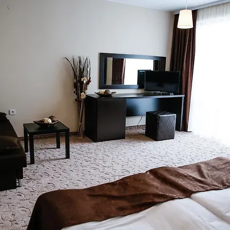Einstein House & Spa