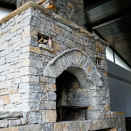 Einstein House & Konukevi 3*