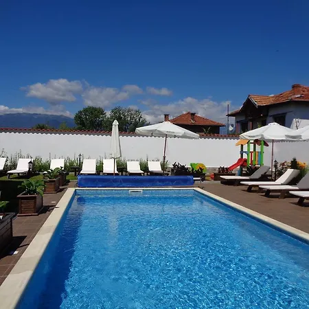 بيت ضيافة Einstein House & Spa 3*