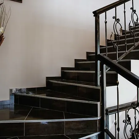 Einstein House & Spa بيت ضيافة