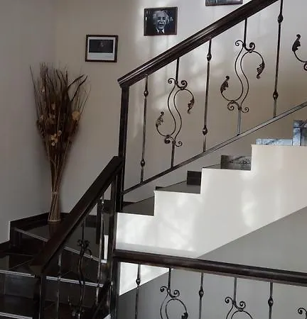 Einstein House & Spa بيت ضيافة