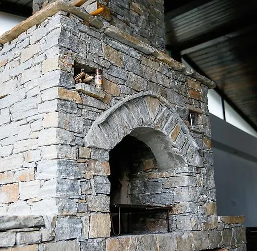 Einstein House & Maison d'hôtes 3*